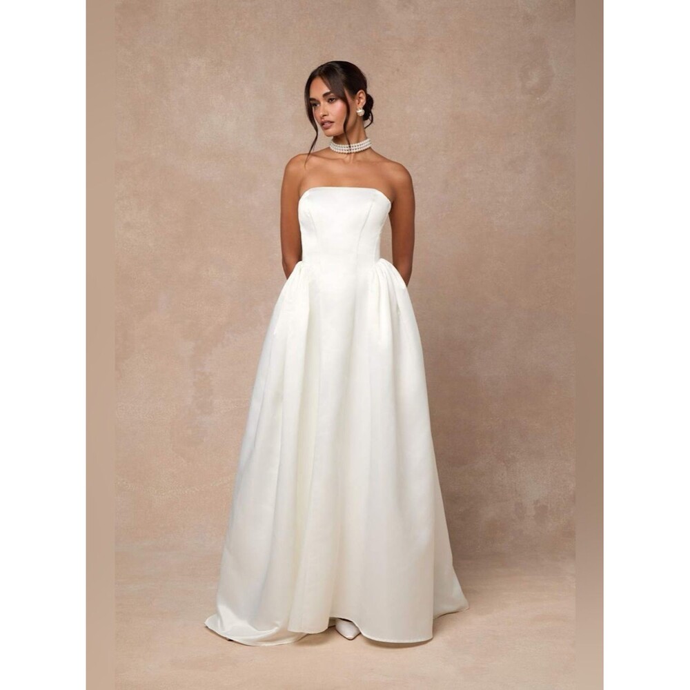Lulus Strapless Satin Ball Gown Wedding Dress with Overskirt Size Small NWT $298